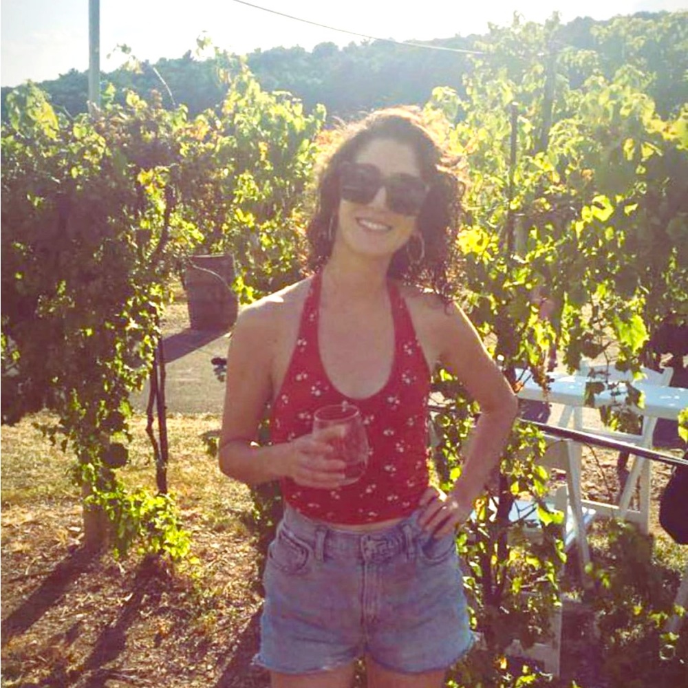 Meet your Posher, Alexis